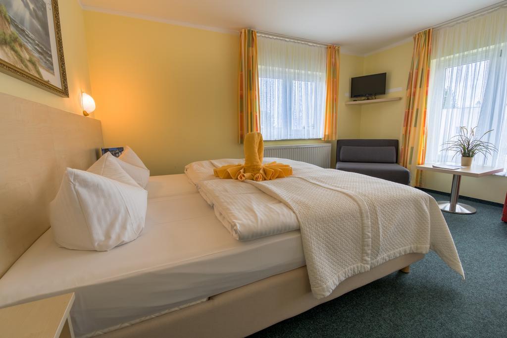 Pension Erdmann - Hotel Garni Heringsdorf  Eksteriør billede