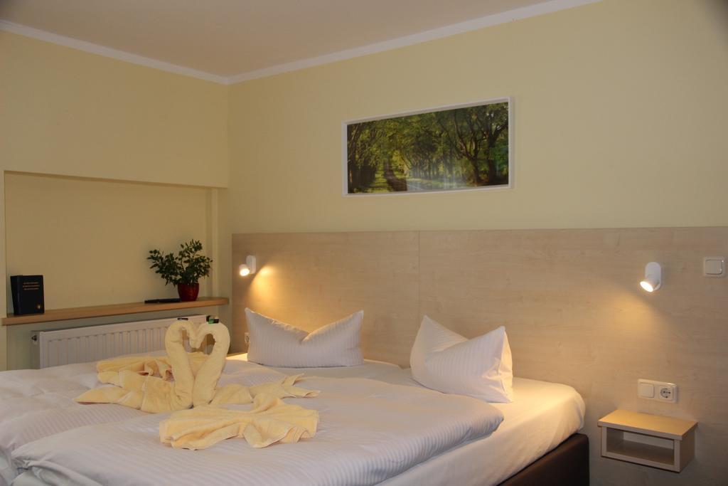 Pension Erdmann - Hotel Garni Heringsdorf  Værelse billede